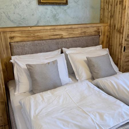 La Coltul Castelului Bran Boutique Hotel Kültér fotó