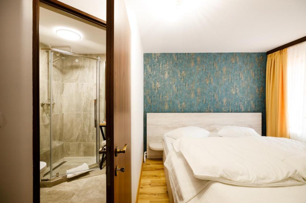 La Coltul Castelului Bran Boutique Hotel Kültér fotó