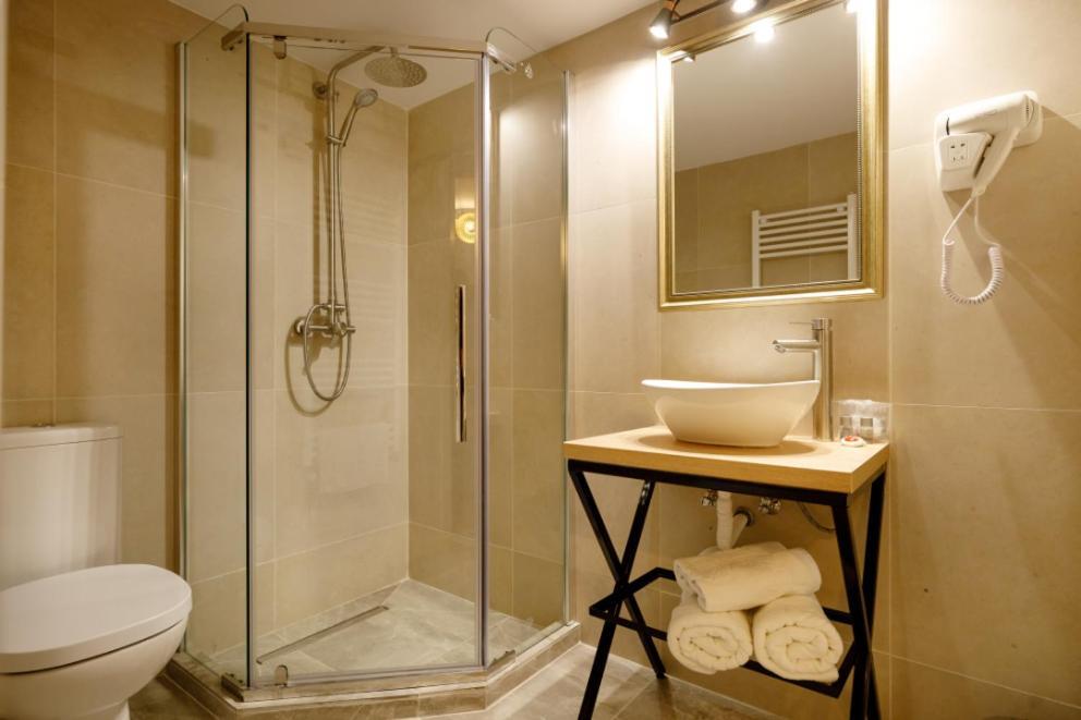 La Coltul Castelului Bran Boutique Hotel Kültér fotó