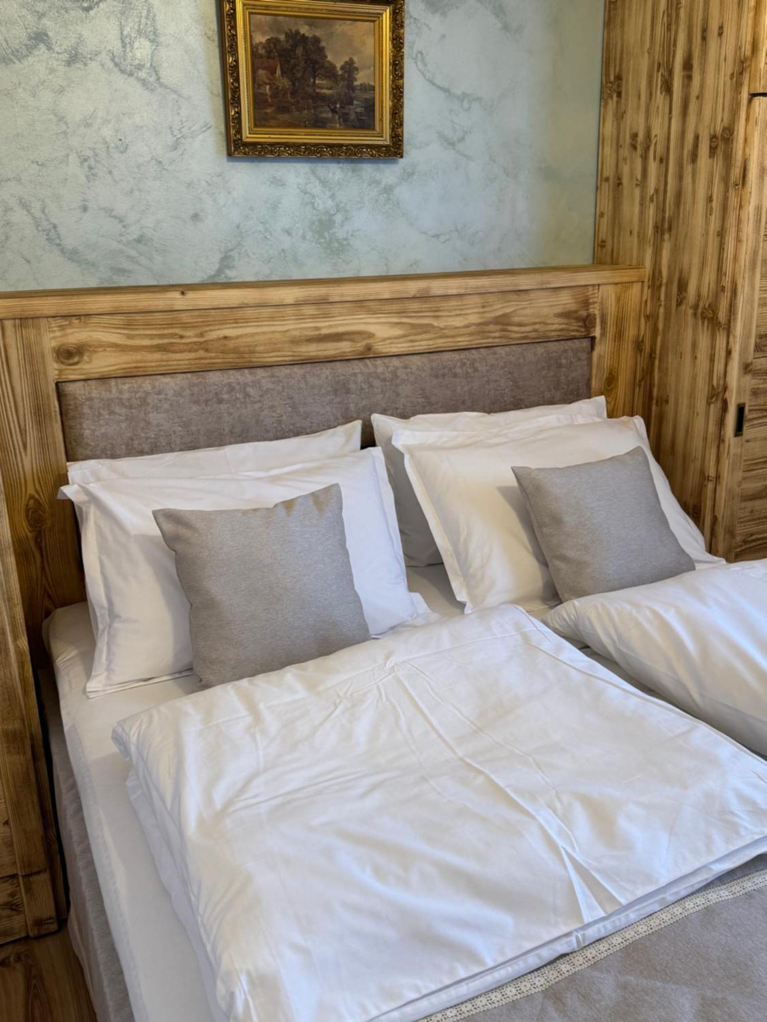 La Coltul Castelului Bran Boutique Hotel Kültér fotó