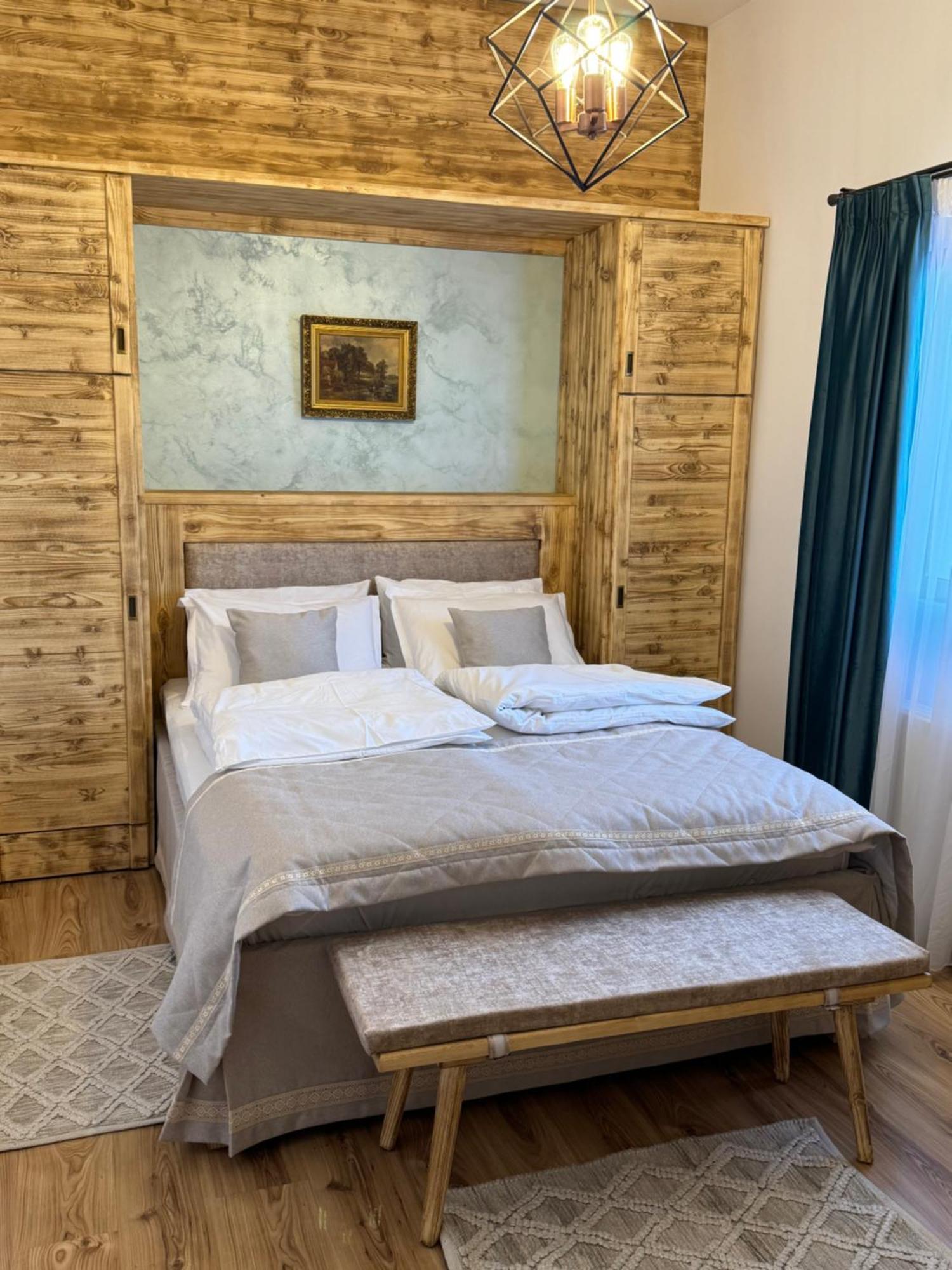 La Coltul Castelului Bran Boutique Hotel Kültér fotó