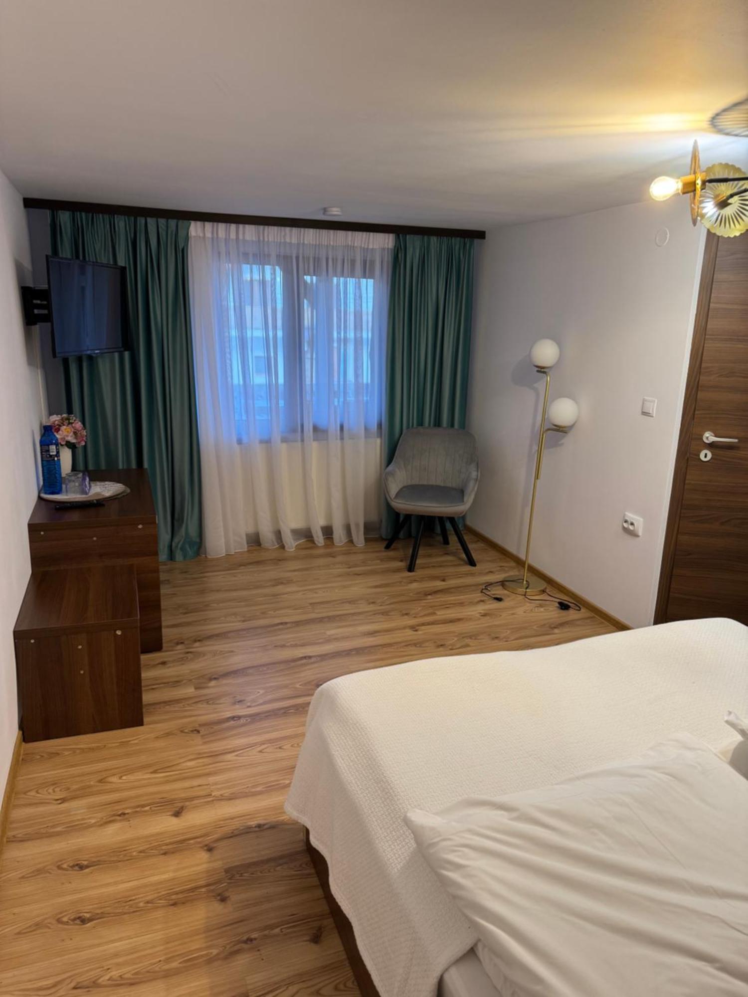 La Coltul Castelului Bran Boutique Hotel Kültér fotó